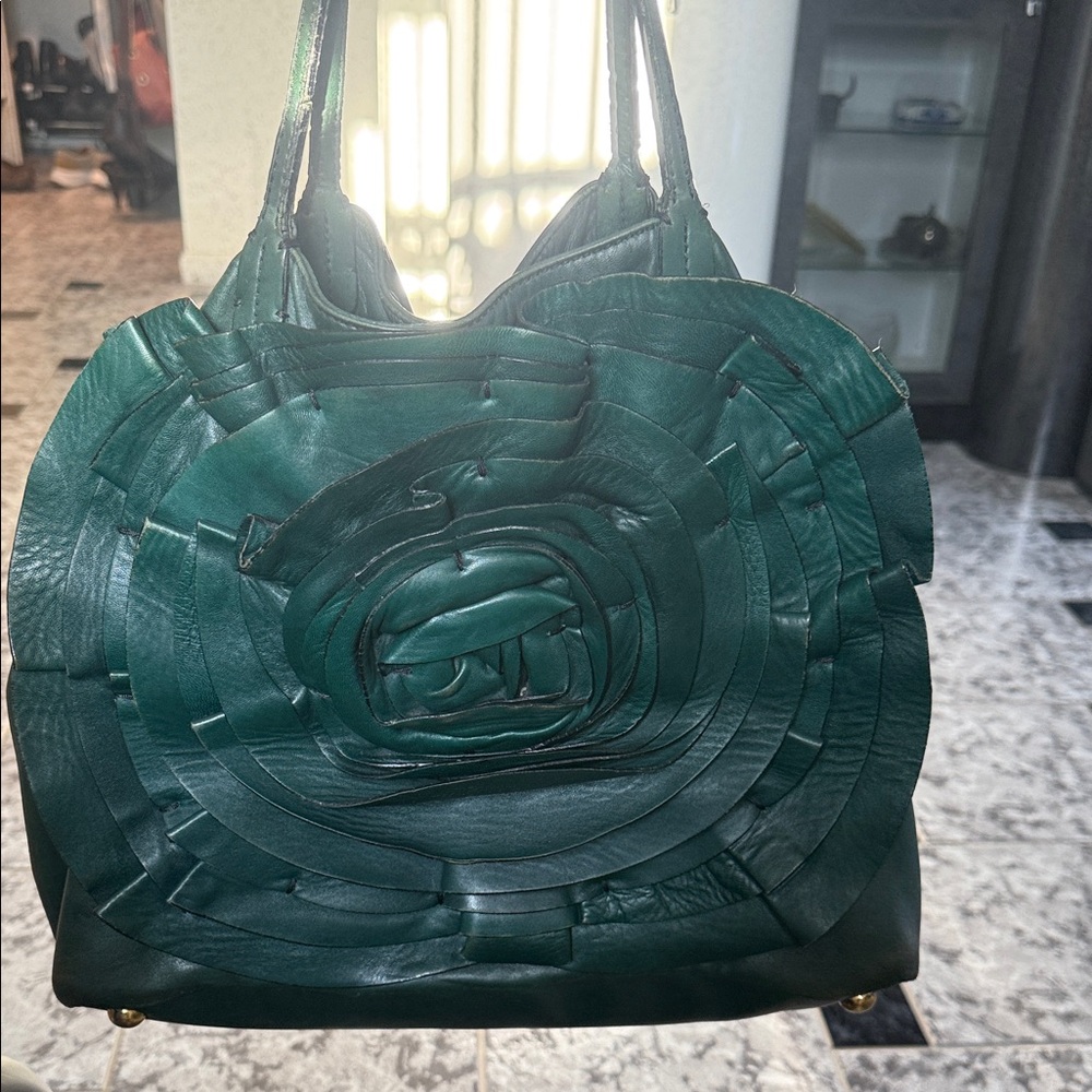 Elegant Green Leather Tote Bag Valentino Garavani